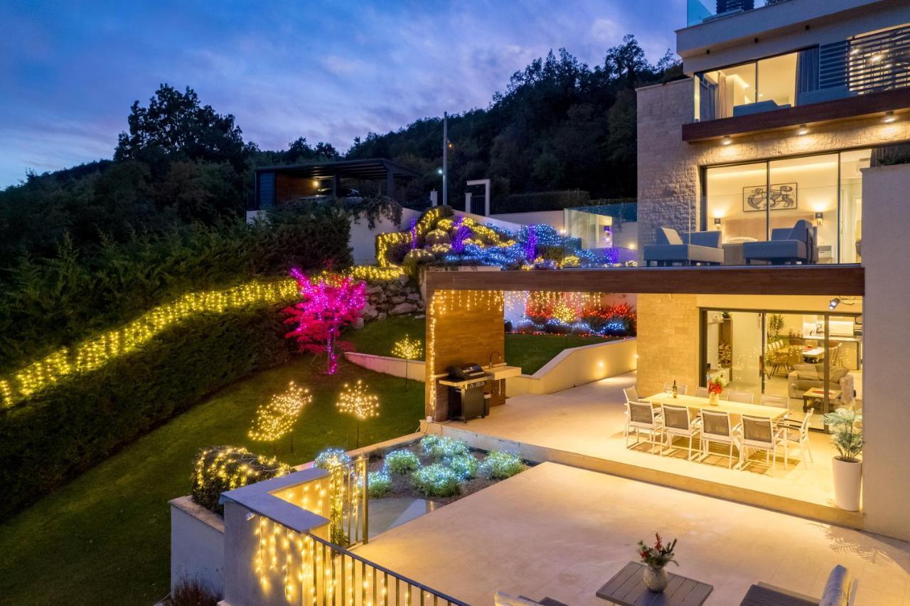 Villa Altavista - Seaview & Relax With Heated Pool & Minigolf โอปาติยา ภายนอก รูปภาพ