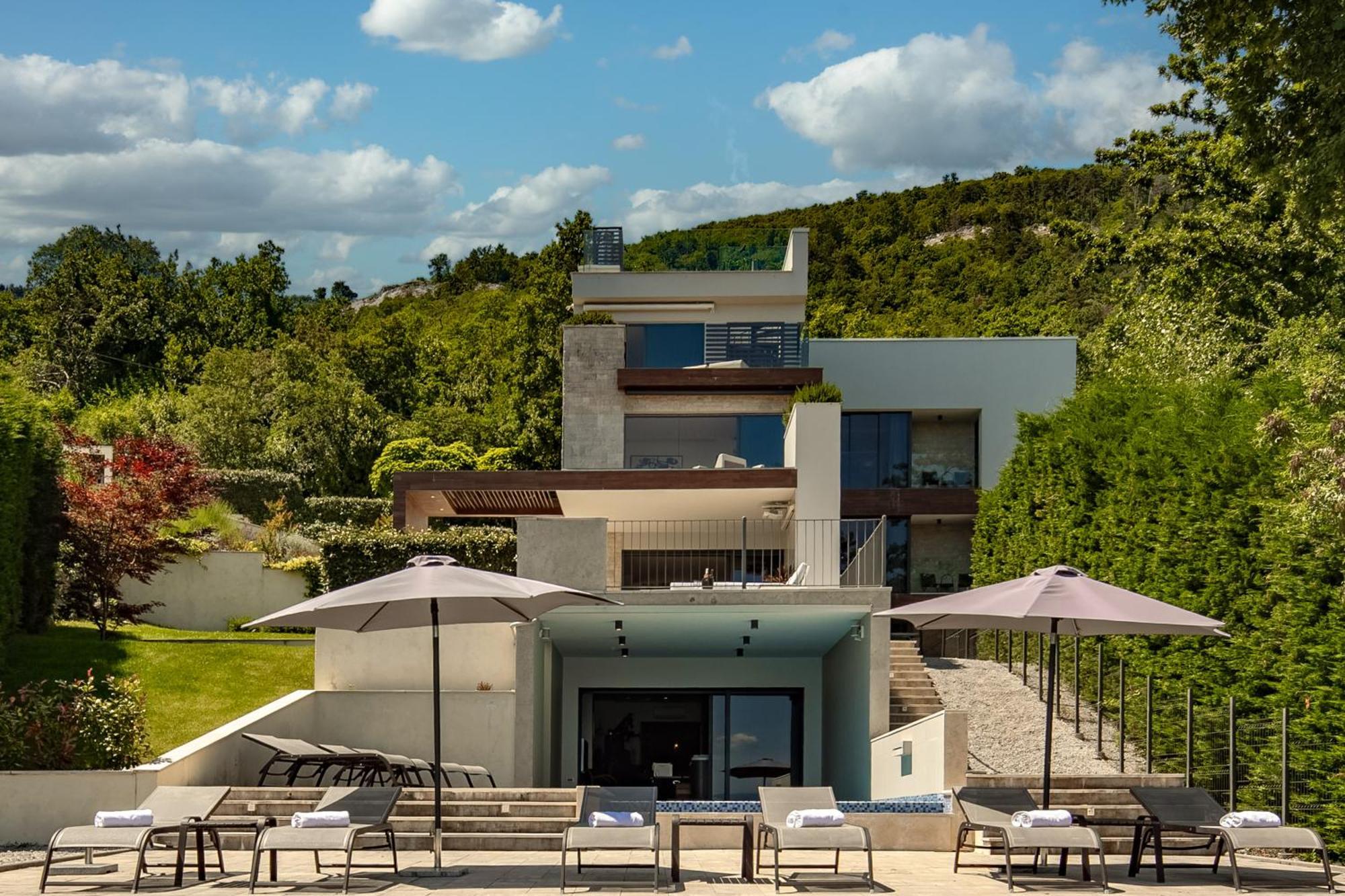 Villa Altavista - Seaview & Relax With Heated Pool & Minigolf โอปาติยา ภายนอก รูปภาพ