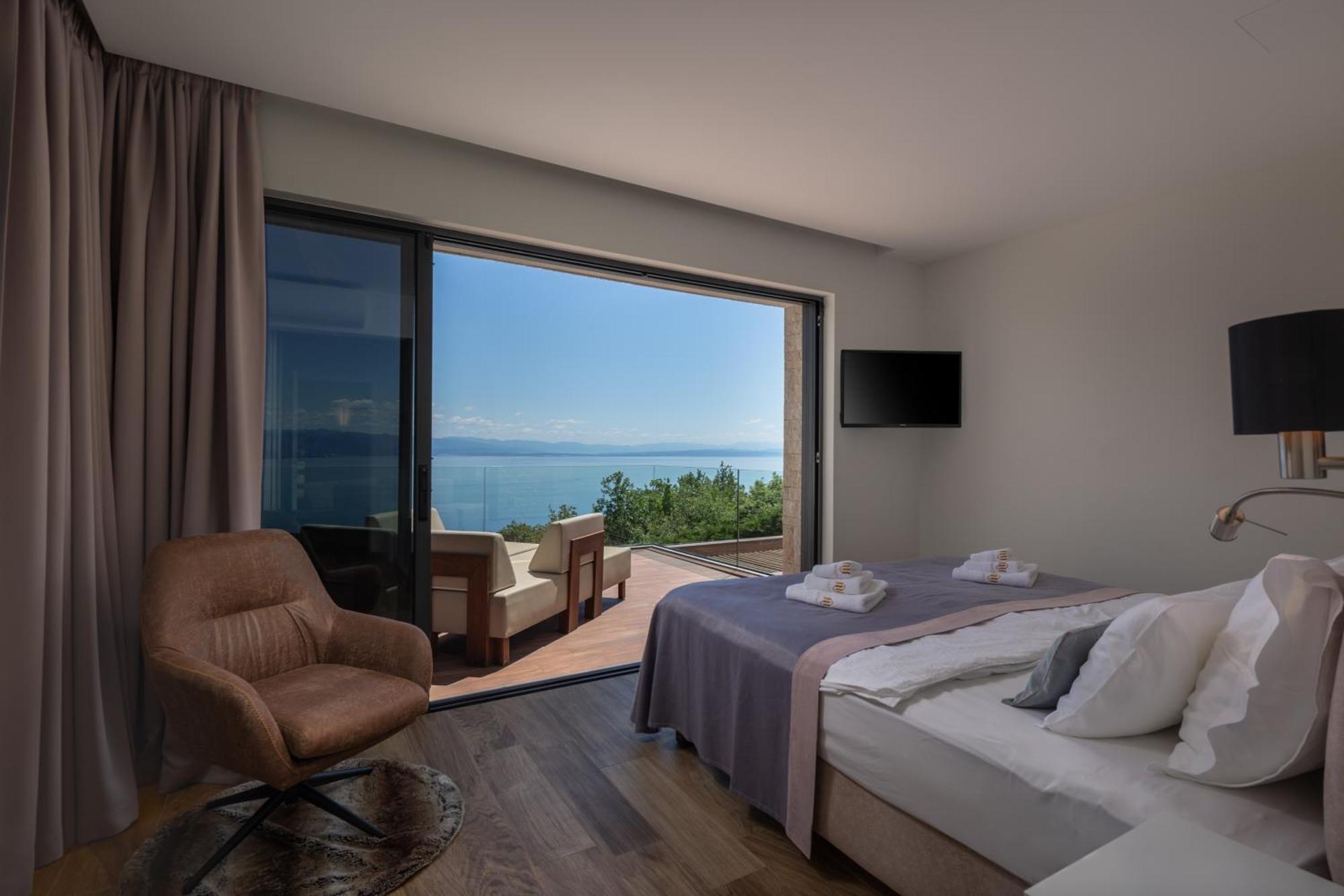 Villa Altavista - Seaview & Relax With Heated Pool & Minigolf โอปาติยา ภายนอก รูปภาพ